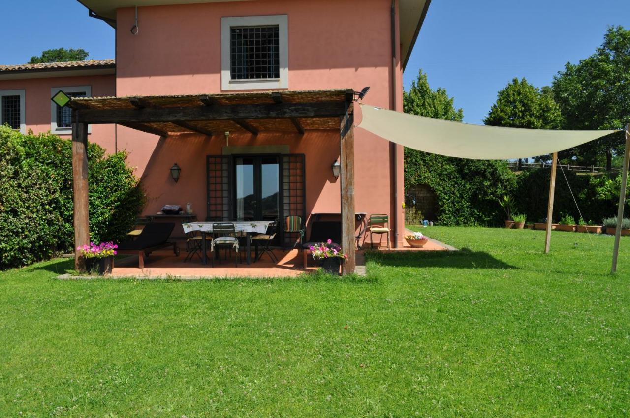 Casale Vicino Al Golf Nazionale Bed & Breakfast Monterosi Dış mekan fotoğraf