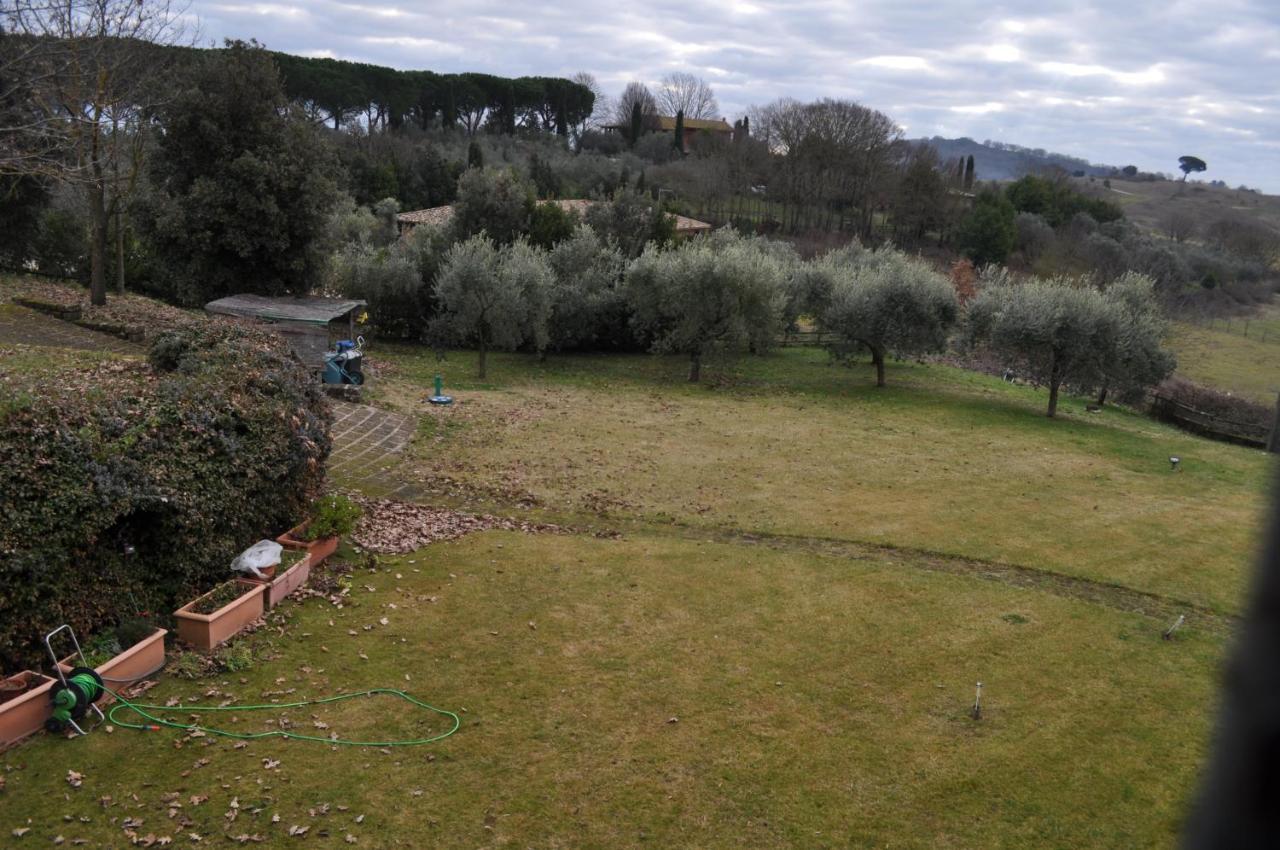 Casale Vicino Al Golf Nazionale Bed & Breakfast Monterosi Dış mekan fotoğraf